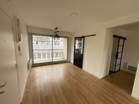 Location Appartement 5 pièces 100m² BOURGES 18000 - Photo 5
