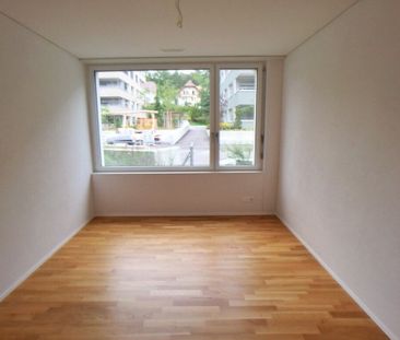 APPARTEMENT MODERNE AU REZ-DE-CHAUSSÉE - Photo 2