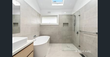 28 Storey Avenue, Research, Vic 3095 - Photo 3