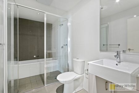 INNER CITY TWO BEDROOM BEAUTY - Photo 5