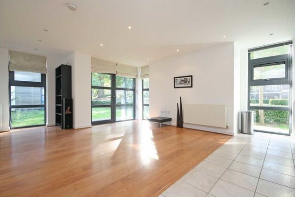 Whitelands Crescent, Wandsworth, SW18 - Photo 1