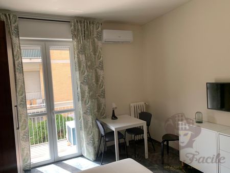 Однокомнатная квартира в Милане - Photo 2