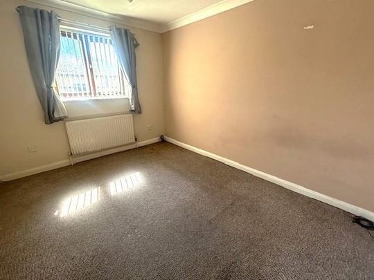 Gordon Court - Photo 1