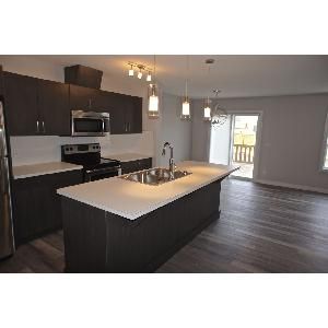 3 Bed 2.5 Bath Duplex For Rent Fort Saskatchewan - Photo 1