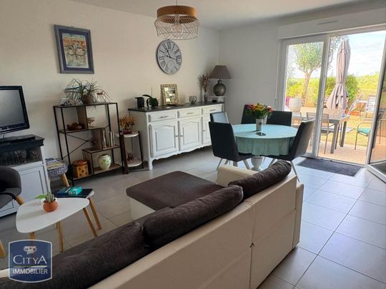 Location Maison 3 pièces 68m² GOND PONTOUVRE 16160 - Photo 1
