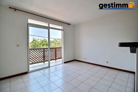 Location Appartement 2 pièces 43m² CAYENNE 97300 - Photo 2