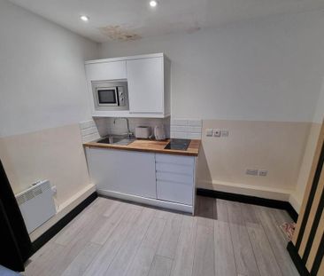 Studio to rent - Photo 3