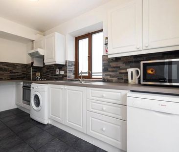 41 The Pine Winter Garden Pearse Street Dublin 2 - Photo 5