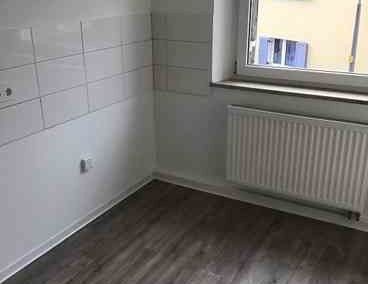 Renovierter Altbaucharme in ruhiger Lage! 3-Zimmer-Wohnung sucht Sie - Foto 1
