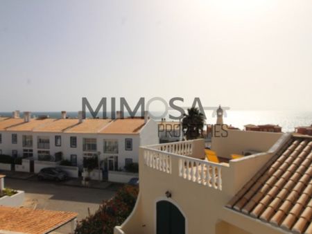 3 room luxury Semidetached House for rent in Praia da Luz, Lagos, Distrito de Faro - Photo 3