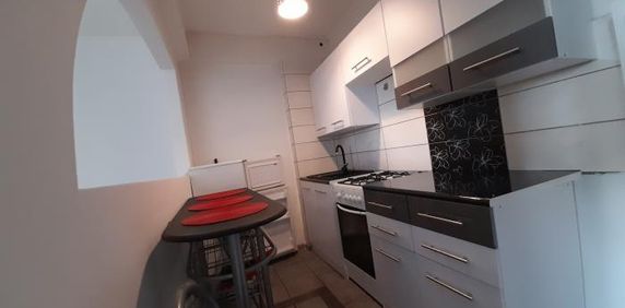 M-3 W CENTRUM RYBNIKA 1.200 PLN - Zdjęcie 2