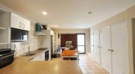 17/3 Ambrico Place, New Lynn - Photo 3