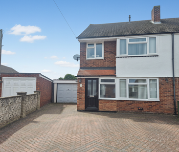 3 bedroom semi-detached house to rent - Photo 2