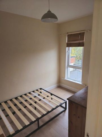 14 Donegall Avenue, Belfast, BT12 6LX - Photo 4