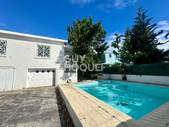 Maison en Location Saint Denis 4 pièce(s) 158 m2, - Photo 1