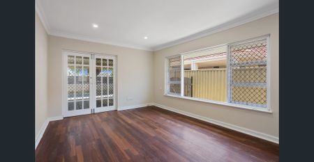 Bayswater Haven: Convenience Meets Comfort - Photo 2