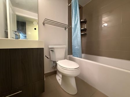 For Lease - 251 Jarvis Street Unit# 2210, Toronto, Ontario - Photo 3