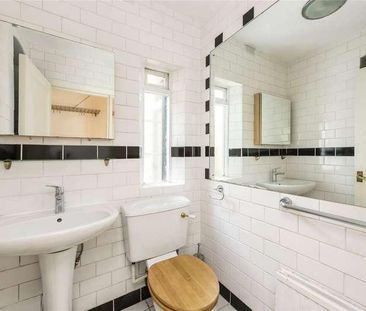 Leamington Road Villas, Notting Hill, London, W11 - Photo 6