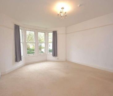 Victoria Road, Penarth, CF64 - Photo 1