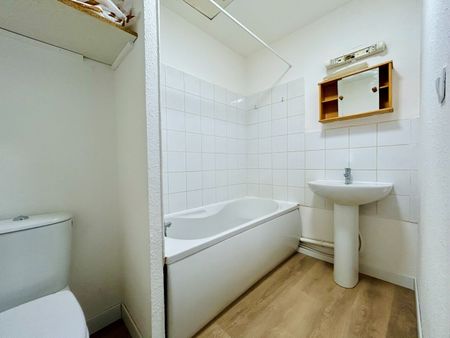 Location Appartement 2 pièces 41m² TAIN L HERMITAGE 26600 - Photo 5