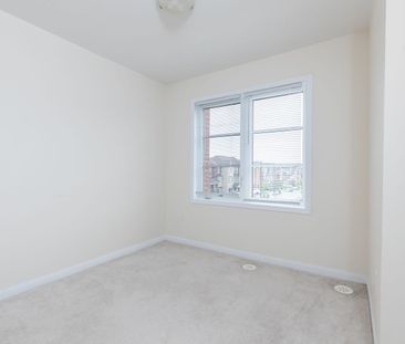 For Lease - 142 Baycliffe Crescent, Brampton, Ontario - Photo 2