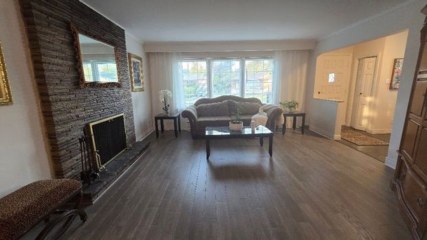 For Lease - 1236 Ogden Avenue, Mississauga, Ontario - Photo 1