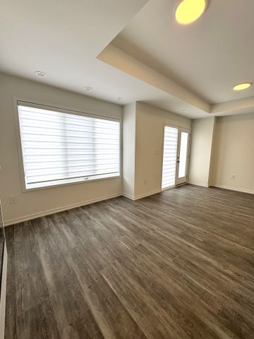 For Lease - 28 Matawin Lane, Richmond Hill, Ontario - Photo 4