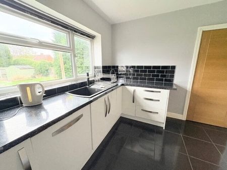 Moat Lane, Great Wyrley, WS6, Property for rent - Photo 3