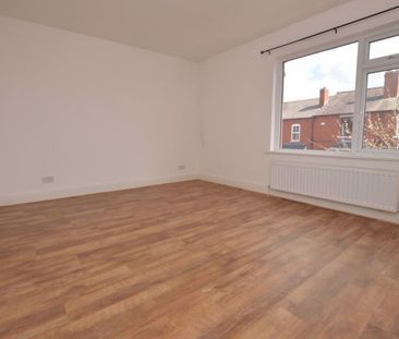 3 Bedroom Terraced House - Photo 6