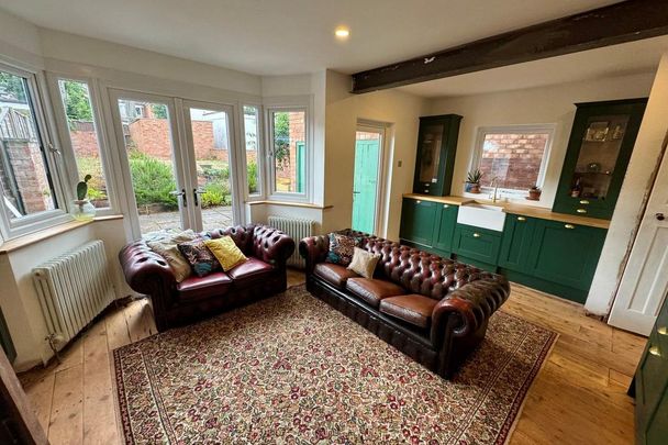 3 bedroom semi-detached house to rent - Photo 1