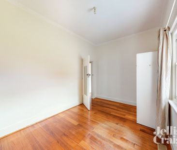 12 Higgins Road, Bentleigh - Photo 5