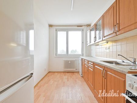 Pronájem bytu 3+1 75 m2 - Fotografie 4