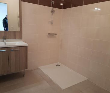 Location Appartement 2 pièces 42m² LA RAVOIRE 73490 - Photo 2