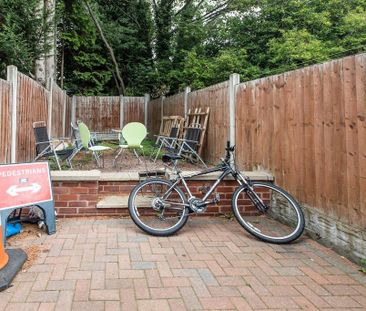 7 bedroom house to rent - Photo 3