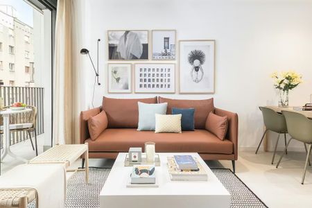 Carrer de Maignon, Barcelona, Catalonia 08024 - Photo 2