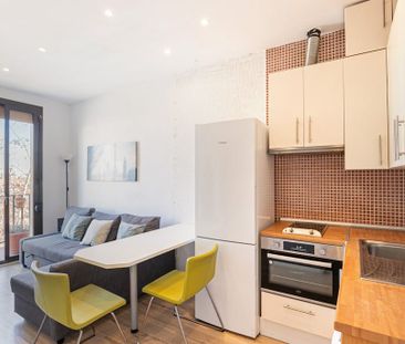 Carrer de Pamplona, Barcelona, Catalonia 08005 - Photo 6