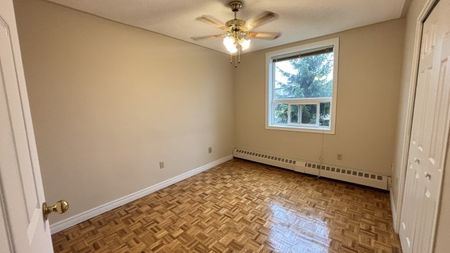 125 Wellington Street, Barrie - Photo 3