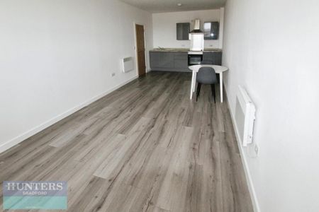 1 bedroom apartment to rent - Photo 2