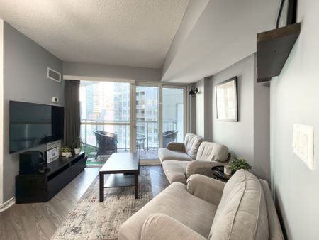 For Lease - 352 Front Street Unit# 901, Toronto, Ontario - Photo 4
