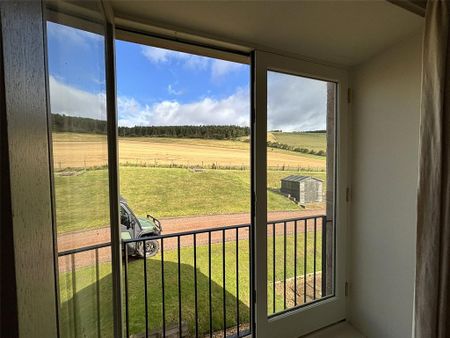 2 bedroom end of terrace house to rent - Photo 3