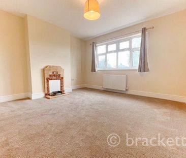 4 bedroom semi-detached house to rent - Photo 2