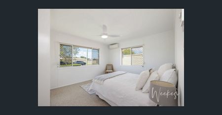 CHARMING BRICK HOME IN POPULAR LOCATION! - Photo 2