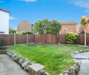 4 bedroom detached house to rent - Photo 5