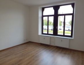 Böhlerstr. 41, Wohnung 1 ~~~ Balkon, eigener Garten, Tageslichtbad mit Wanne und Dusche, Abstellraum, Keller - Photo 1