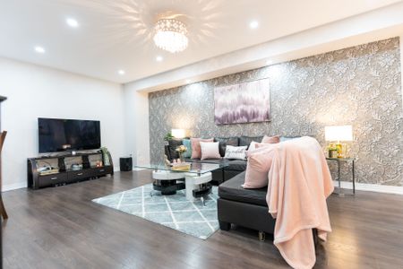 For Lease - 275 Ellen Davidson Drive, Oakville, Ontario - Photo 3