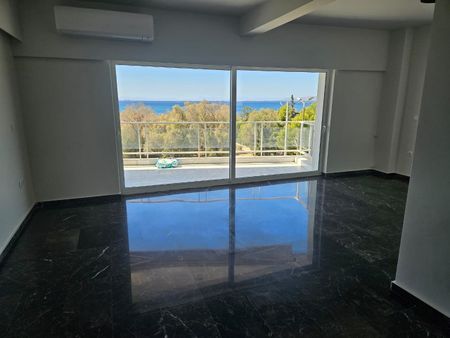 Διαμέρισμα για ενοικίαση Φλοίσβος (Παλαιό Φάληρο) - Photo 2