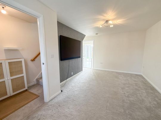 3 bedroom detached house to rent - Photo 1