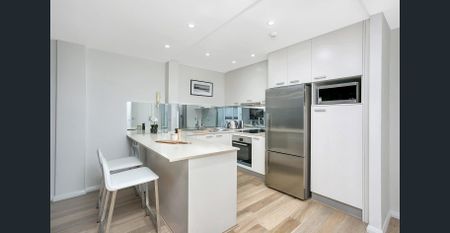 Modern Furnished 1 bed Apartment with Harbor Views - Photo 3