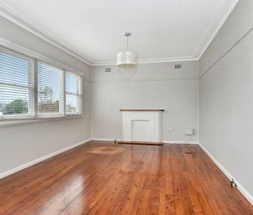 A home of convenience & space - Photo 1
