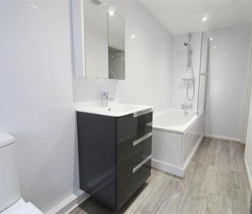 2 Bedroom Terraced To Let - Photo 6